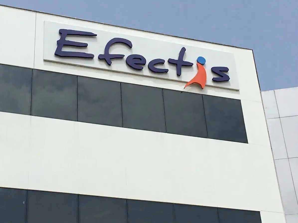 Close-up of the aluminium Efectis box letters on the building façade
